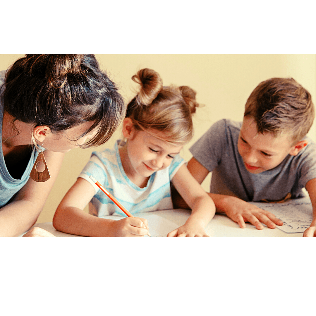 Corso di inglese Junior per bambini della scuola primaria a Como